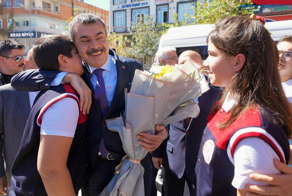 Bakan Tekin, Adıyaman’da gerçekleştirilen